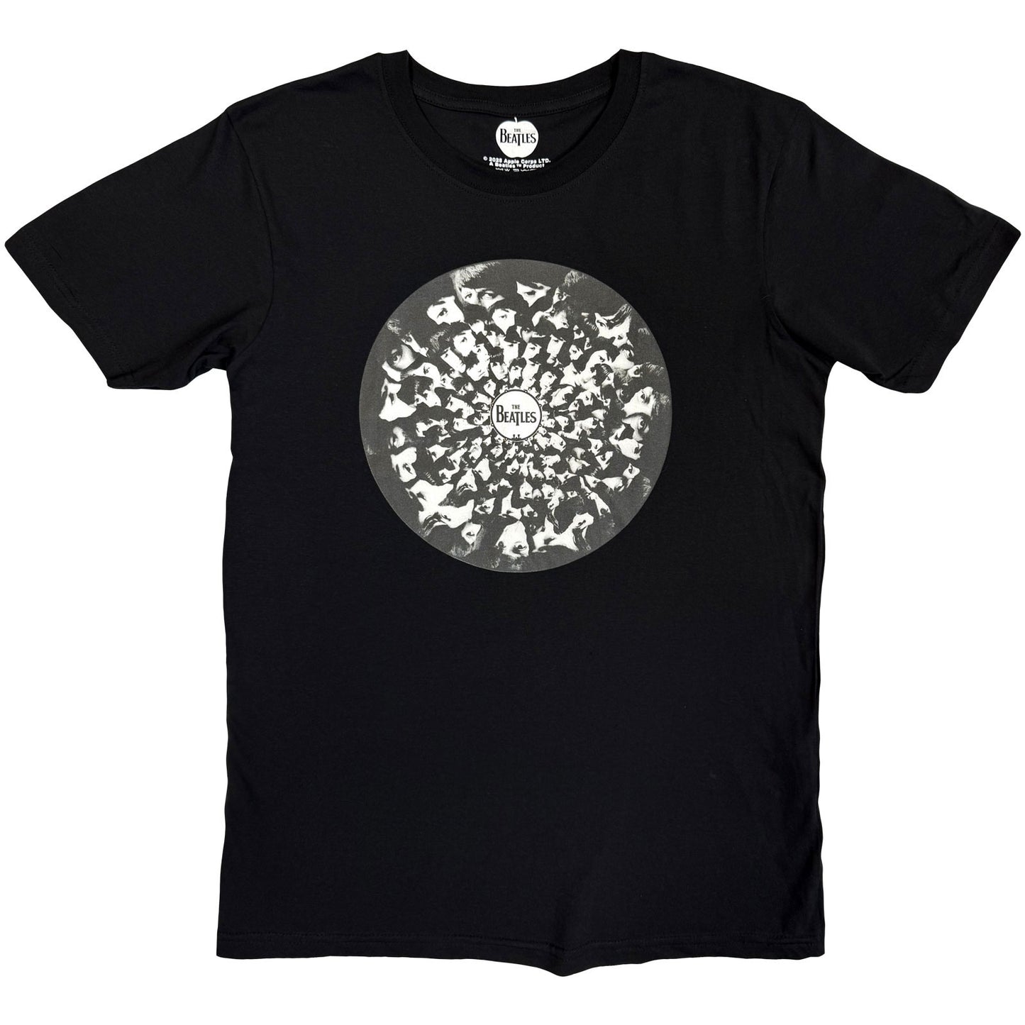 Een foto van een The Beatles T-Shirt