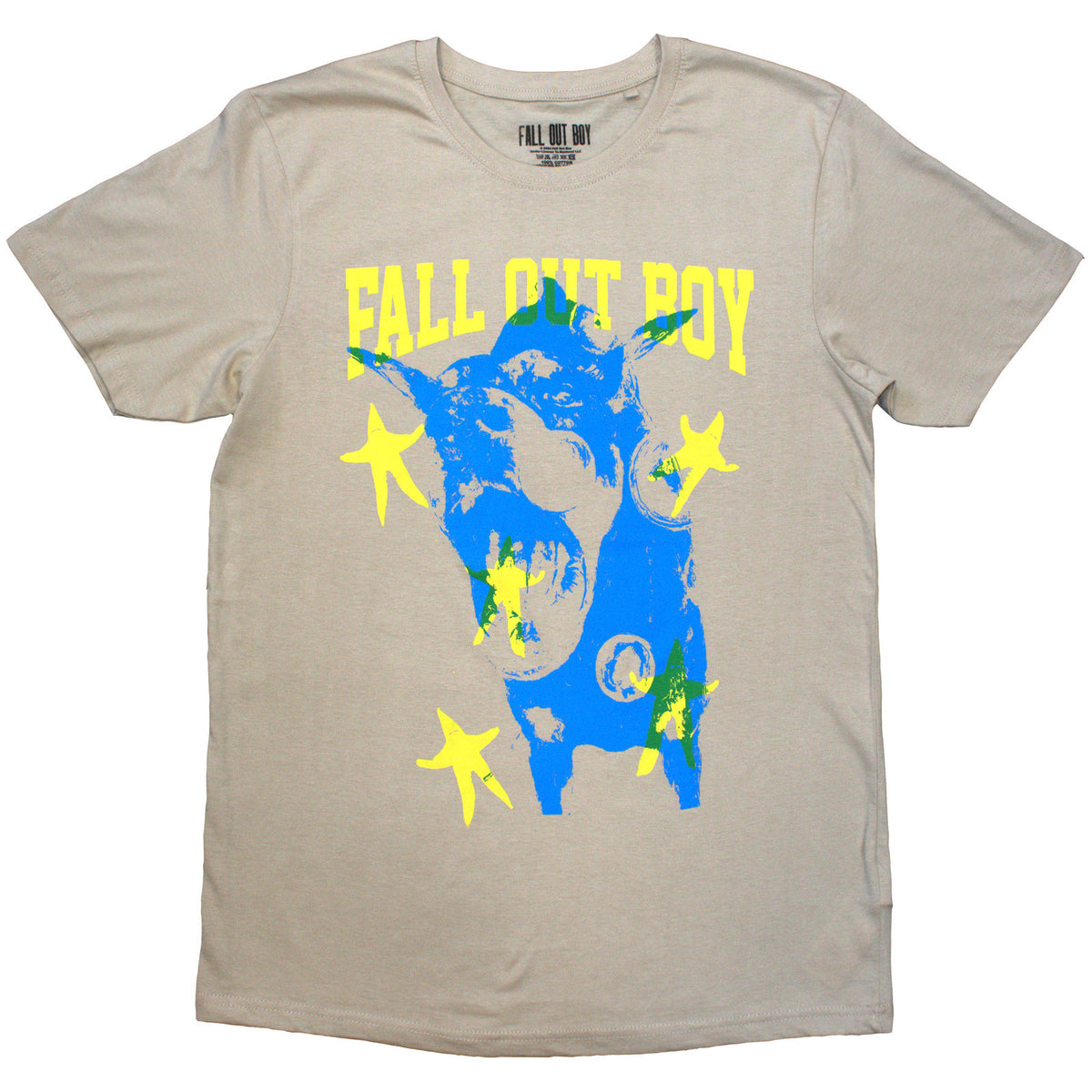 Een foto van een Fall Out Boy T-Shirt