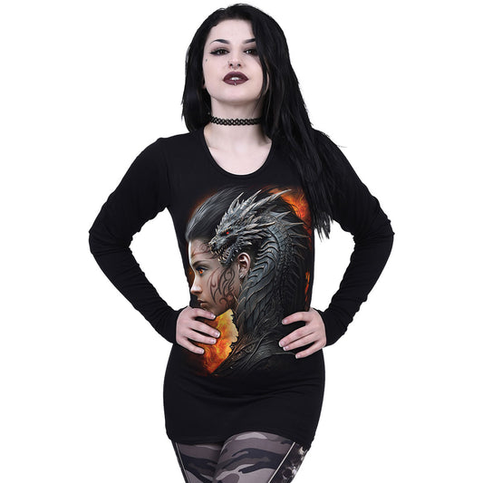 Een foto van een Spiral T-Shirt