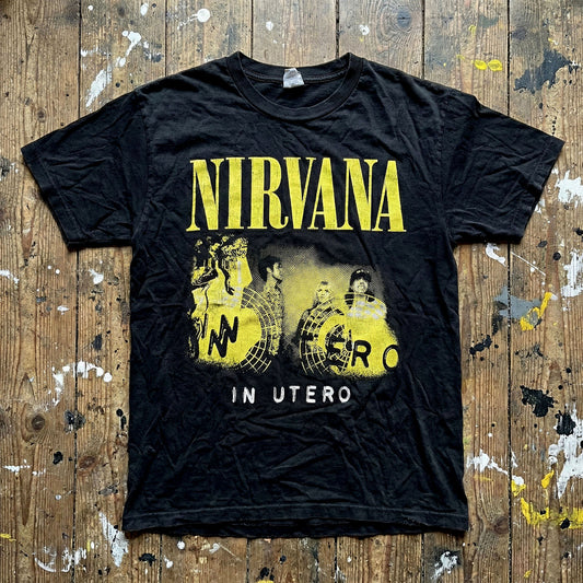 Een foto van een Nirvana T-Shirt