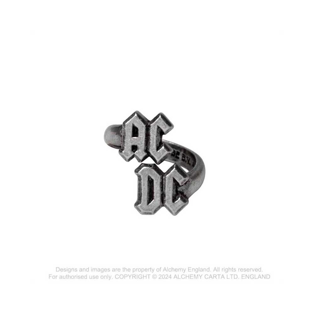 Een foto van een AC/DC Sieraad