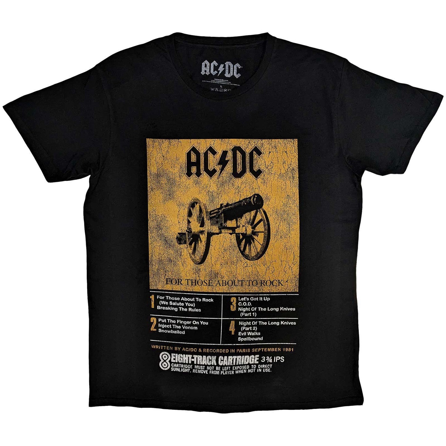 Een foto van een T-Shirt van AC/DC.
