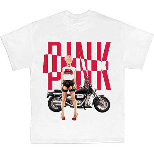 Een foto van een T-Shirt van Pink.