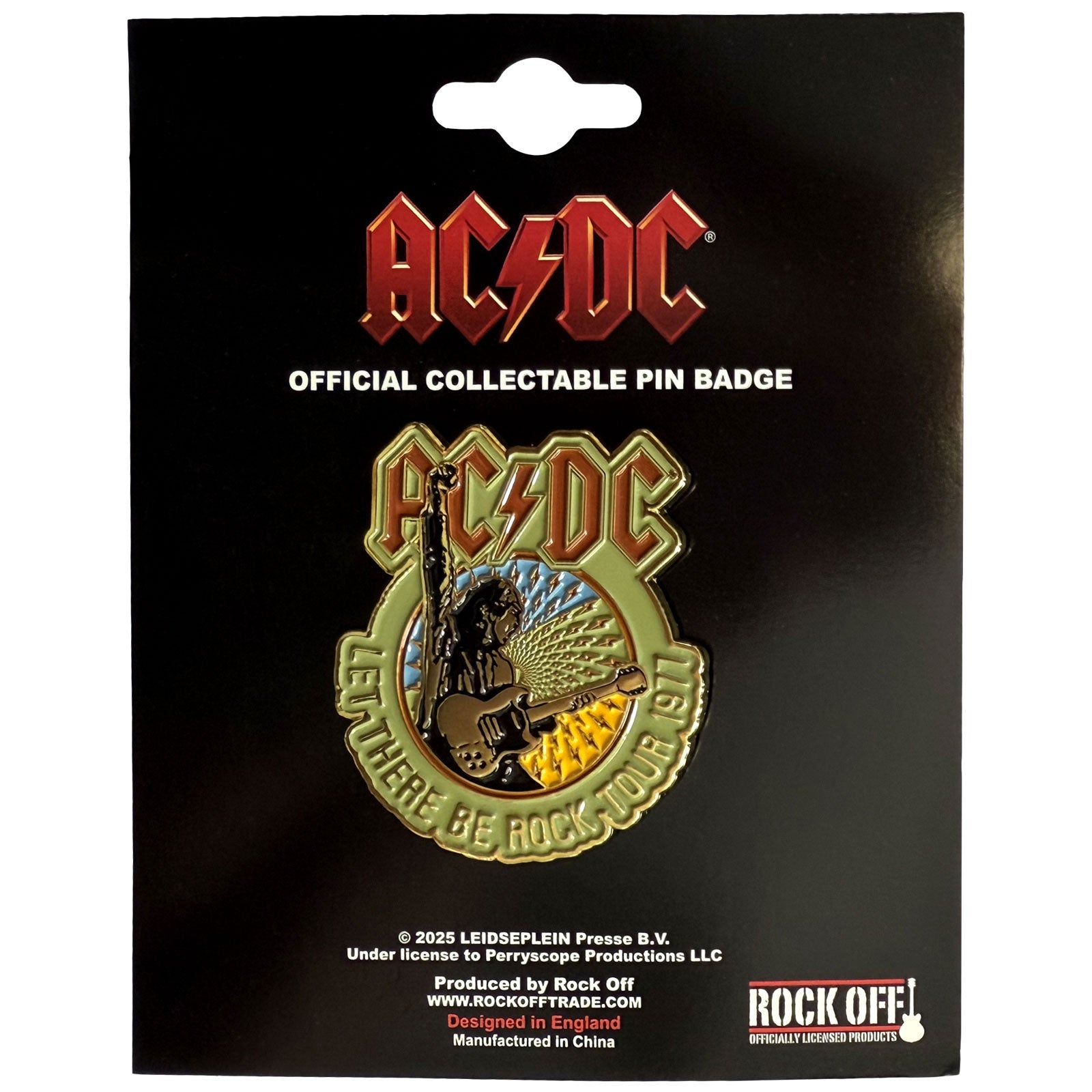 Een foto van een AC/DC Speld Badge