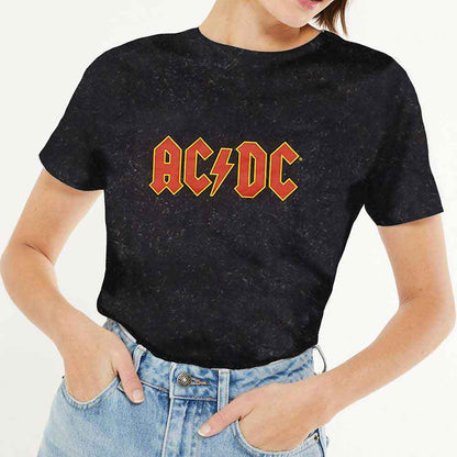 Een foto van een AC/DC T-Shirt