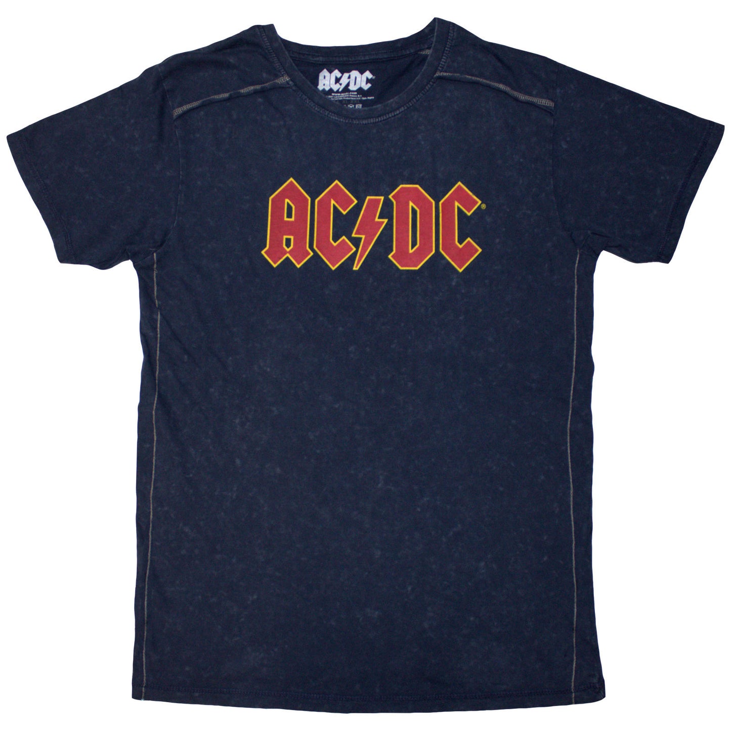 Een foto van een AC/DC T-Shirt