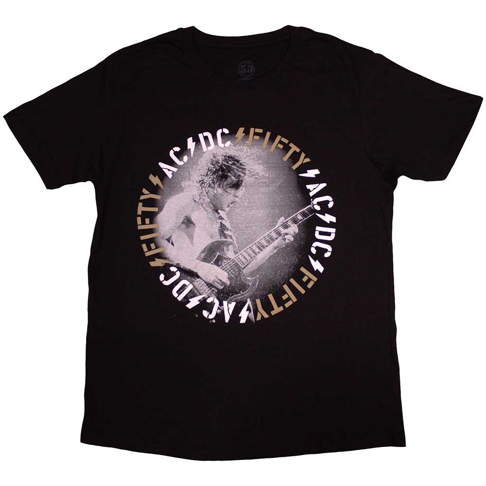 Een foto van een AC/DC T-Shirt