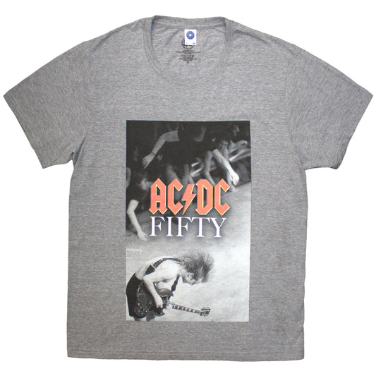 Een foto van een AC/DC T-Shirt