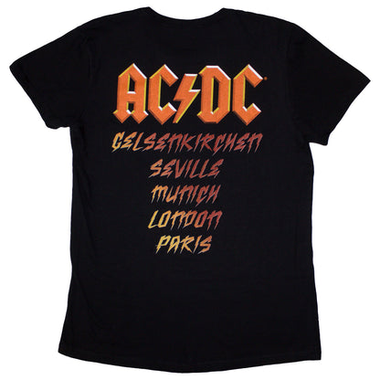 Een foto van een AC/DC T-Shirt