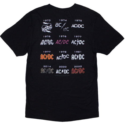 Een foto van een AC/DC T-Shirt