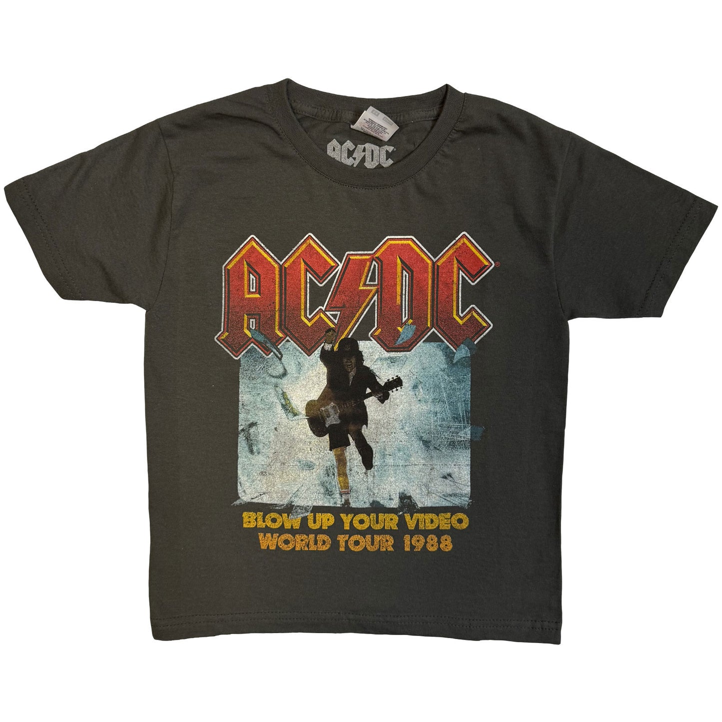 Een foto van een AC/DC T-Shirt