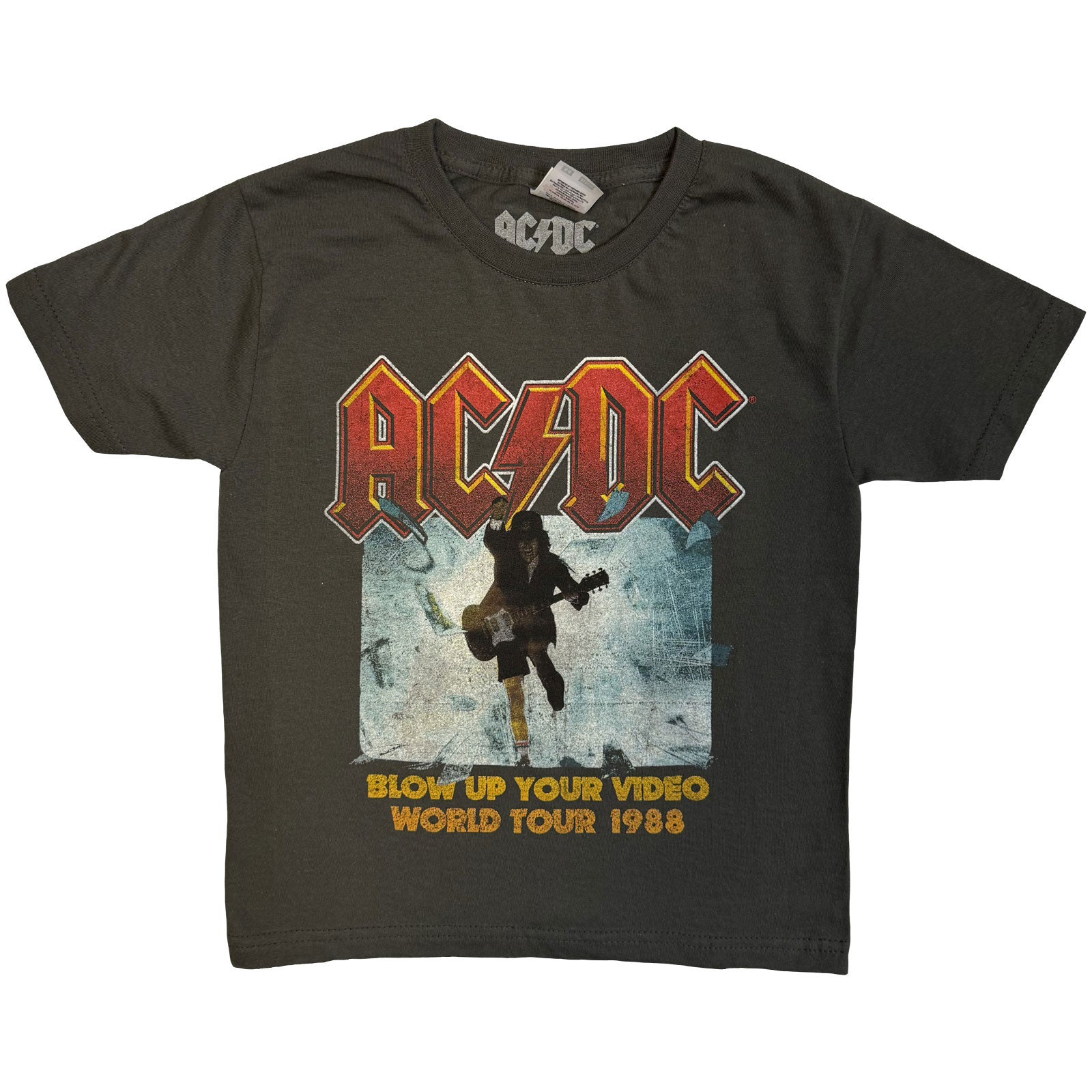 Een foto van een AC/DC T-Shirt