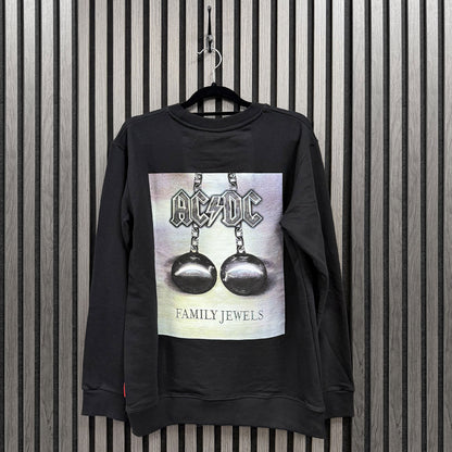Een foto van een AC/DC Sweatshirt