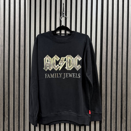 Een foto van een AC/DC Sweatshirt