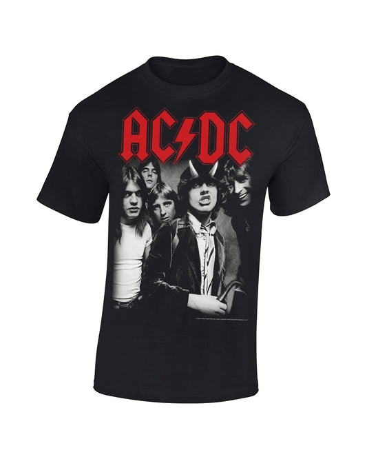 Een foto van een AC/DC T-Shirt