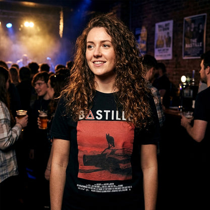 Een foto van een Bastille T-Shirt