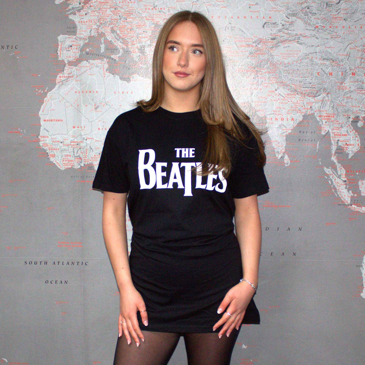 Een foto van een The Beatles T-Shirt Jurk