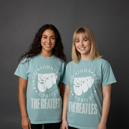 Een foto van een The Beatles T-Shirt