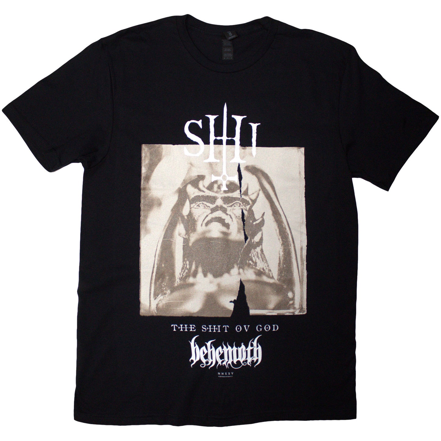 Een foto van een Behemoth T-Shirt
