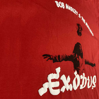 Een foto van een Bob Marley T-Shirt