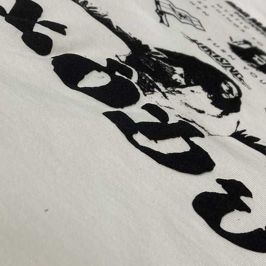 Een foto van een Bob Marley T-Shirt