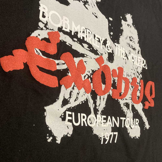 Een foto van een Bob Marley T-Shirt