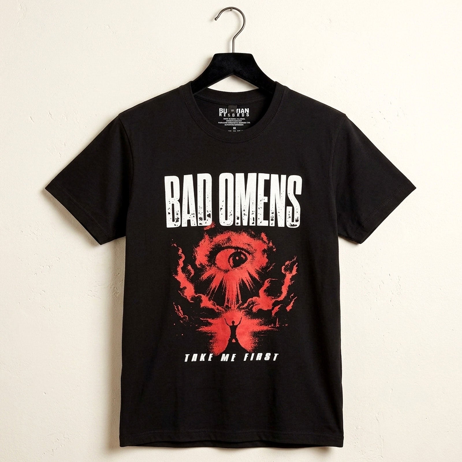 Een foto van een Bad Omens T-Shirt