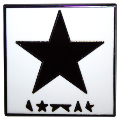 Een foto van een David Bowie Speld Badge