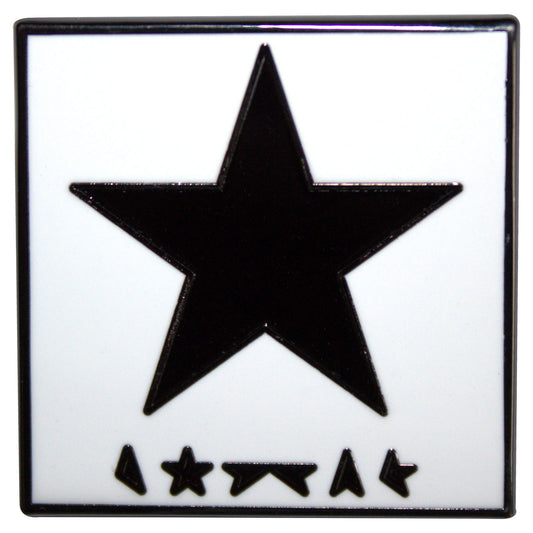 Een foto van een David Bowie Speld Badge