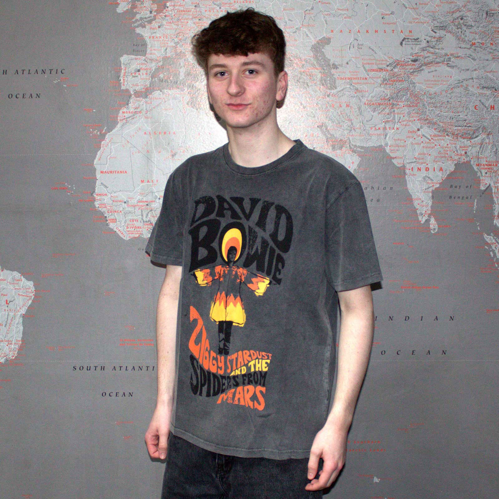 Een foto van een David Bowie T-Shirt