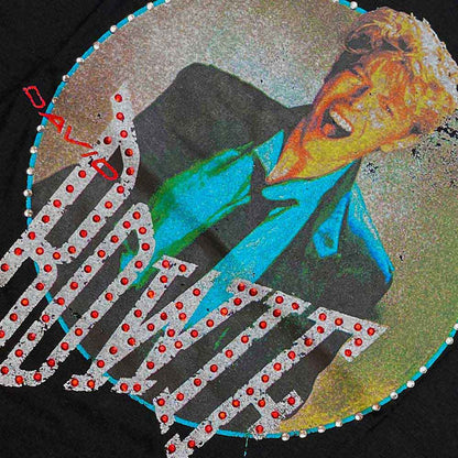 Een foto van een David Bowie T-Shirt