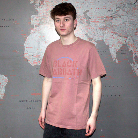 Een foto van een Black Sabbath T-Shirt