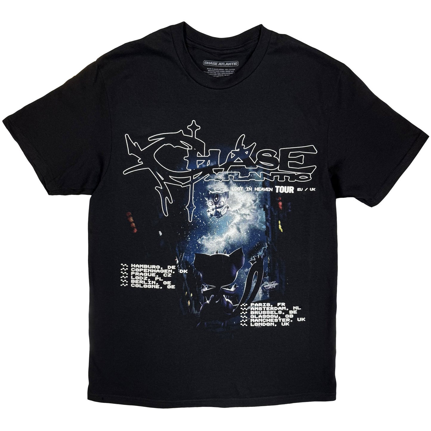 Een foto van een Chase Atlantic T-Shirt