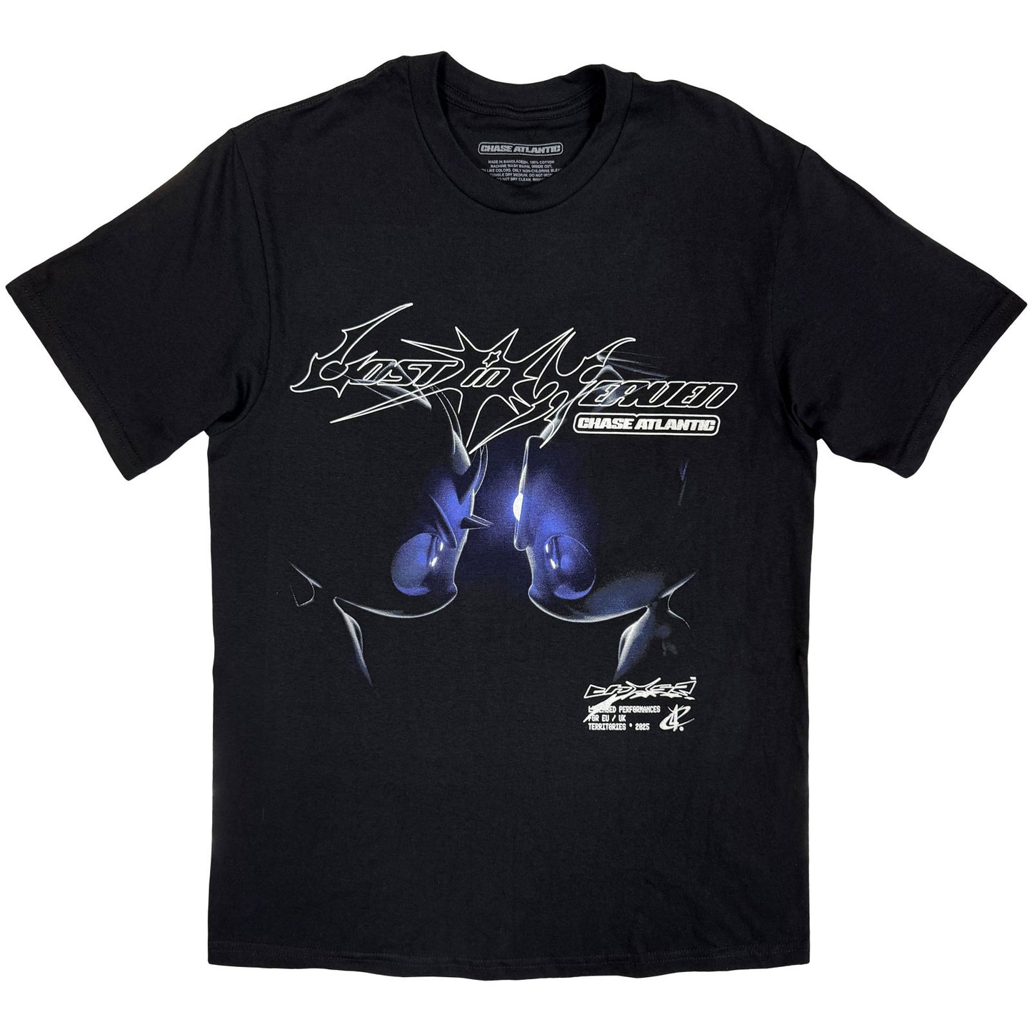 Een foto van een Chase Atlantic T-Shirt