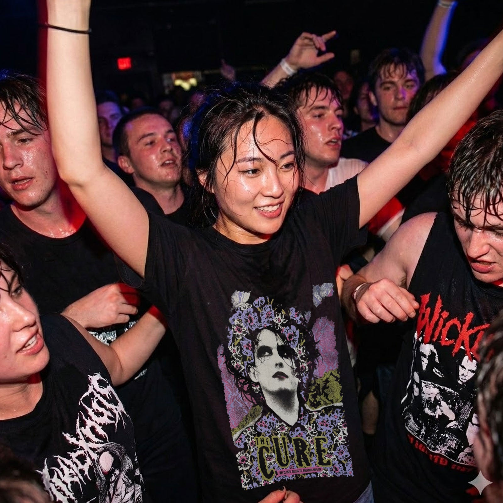 Een foto van een The Cure T-Shirt