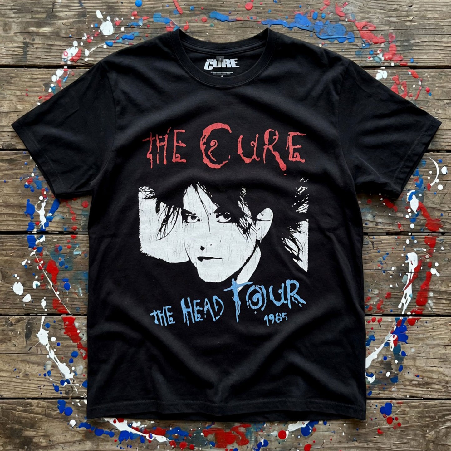 Een foto van een The Cure T-Shirt