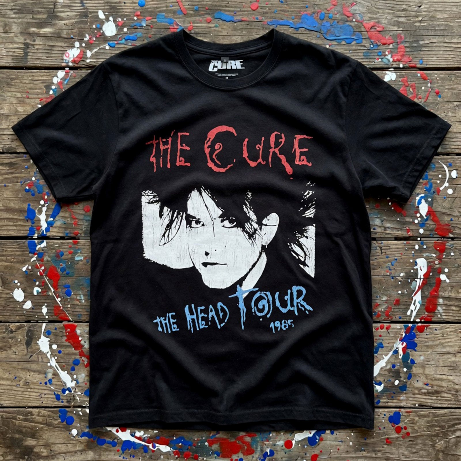 Een foto van een The Cure T-Shirt