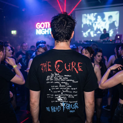 Een foto van een The Cure T-Shirt