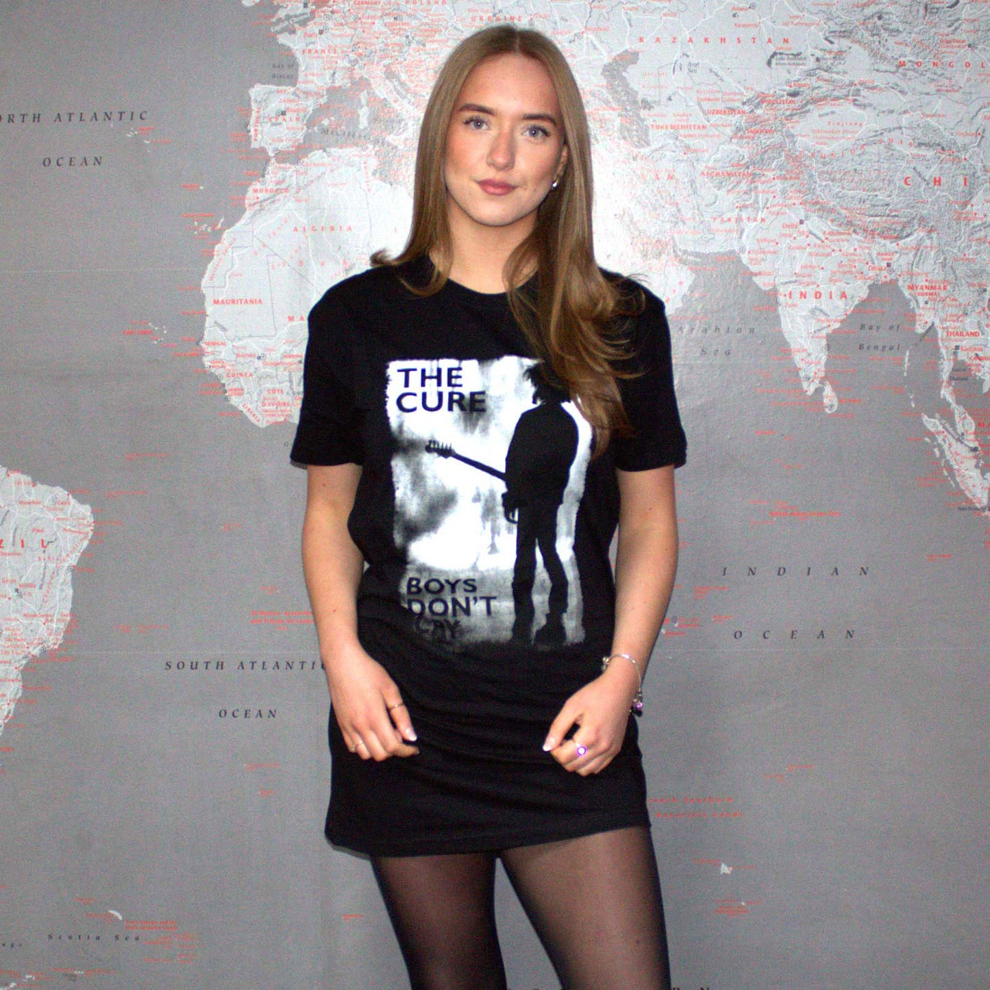 Een foto van een The Cure T-Shirt