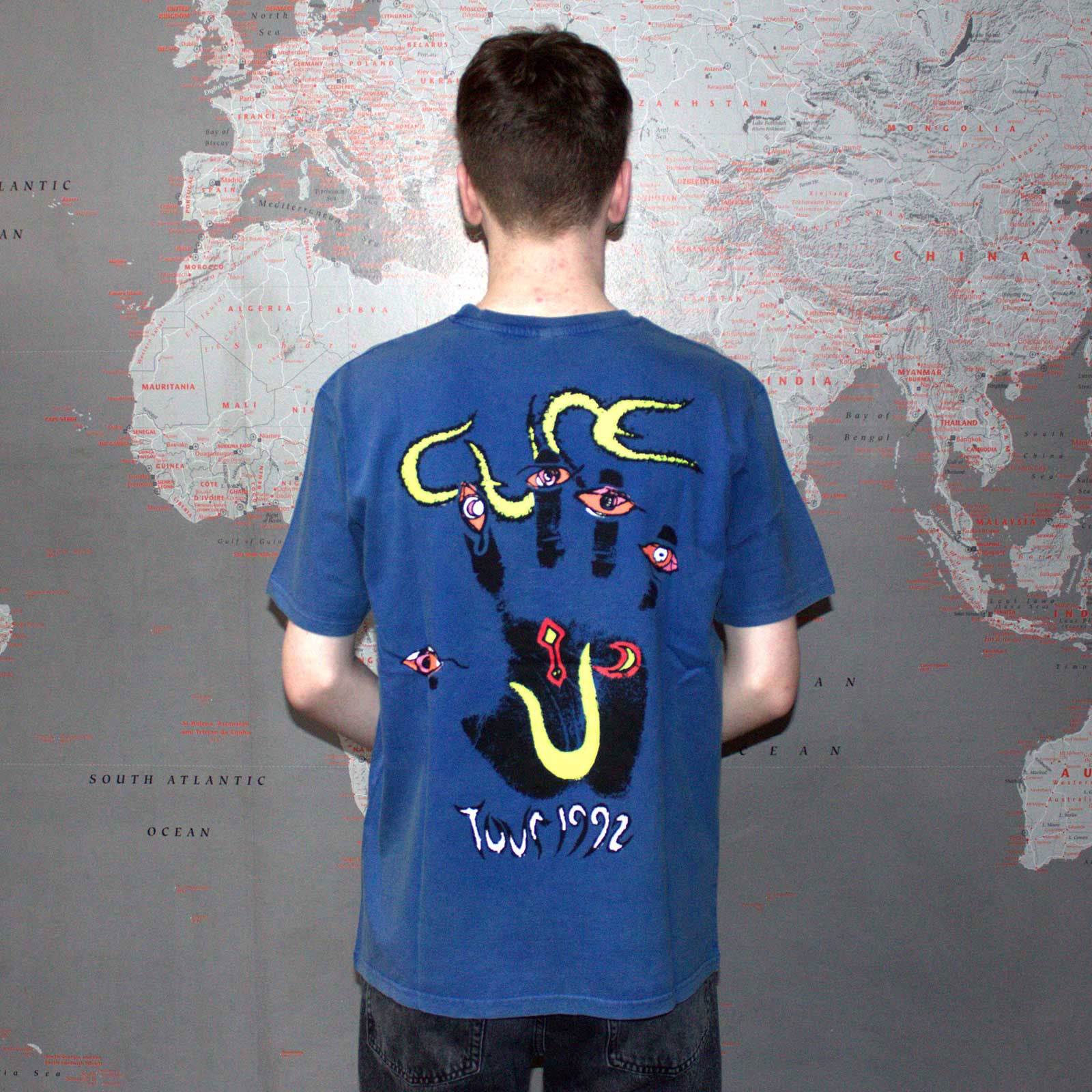 Een foto van een The Cure T-Shirt