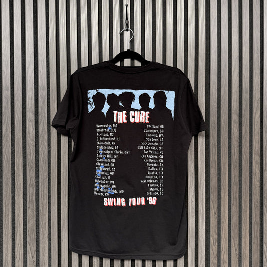 Een foto van een The Cure T-Shirt