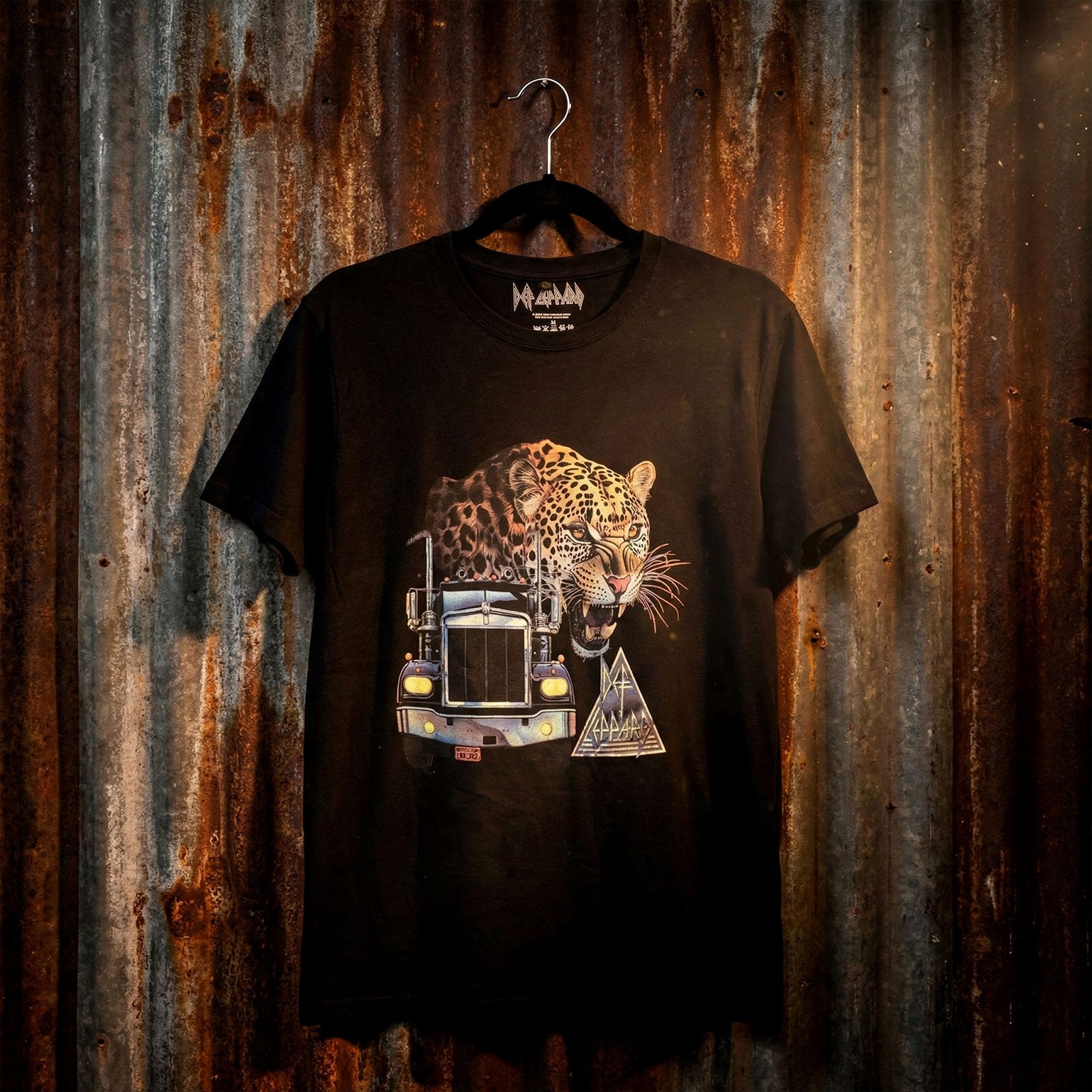 Een foto van een Def Leppard T-Shirt