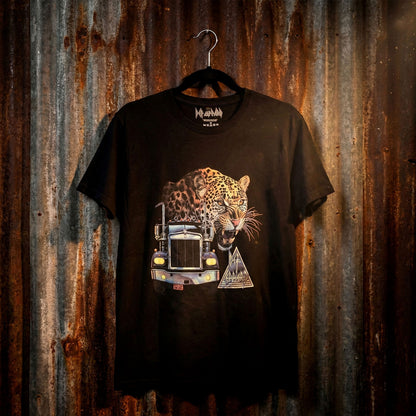 Een foto van een Def Leppard T-Shirt