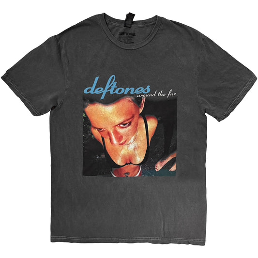 Een foto van een Deftones T-Shirt