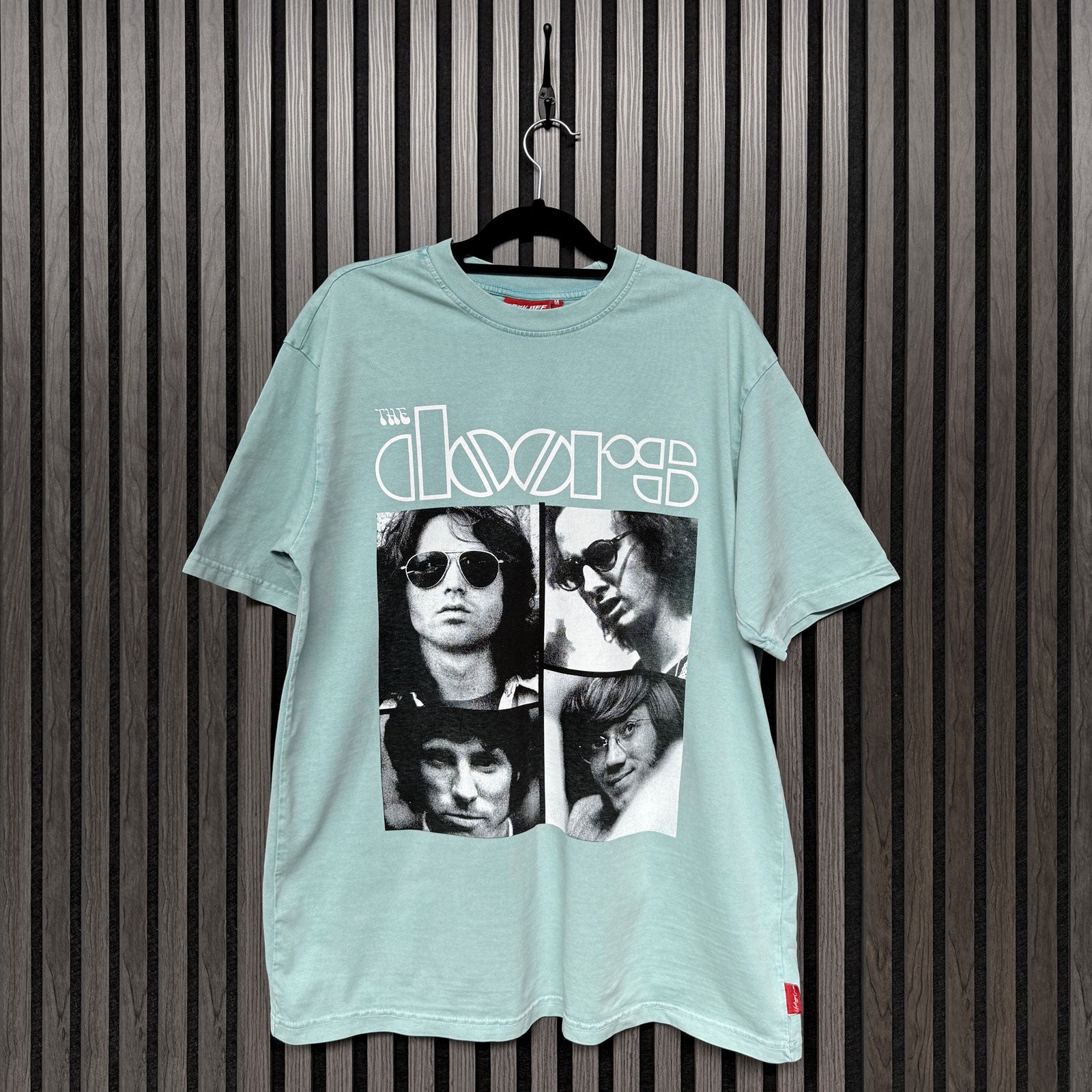 Een foto van een The Doors T-Shirt