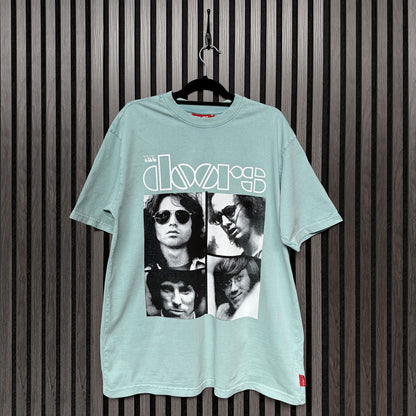 Een foto van een The Doors T-Shirt