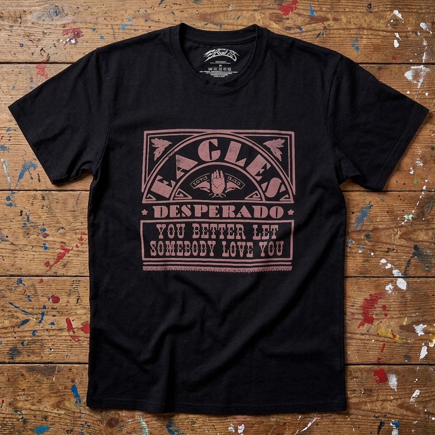 Een foto van een Eagles T-Shirt