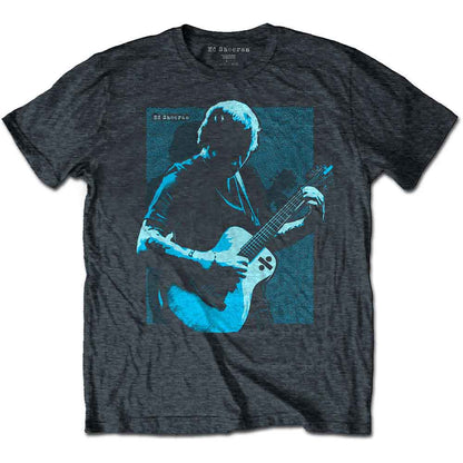 Een foto van een Ed Sheeran T-Shirt