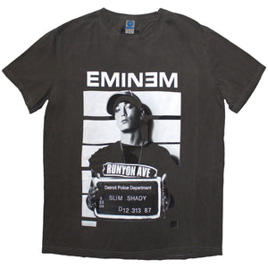 Een foto van een Eminem T-Shirt