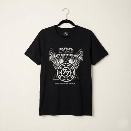 Een foto van een Foo Fighters T-Shirt